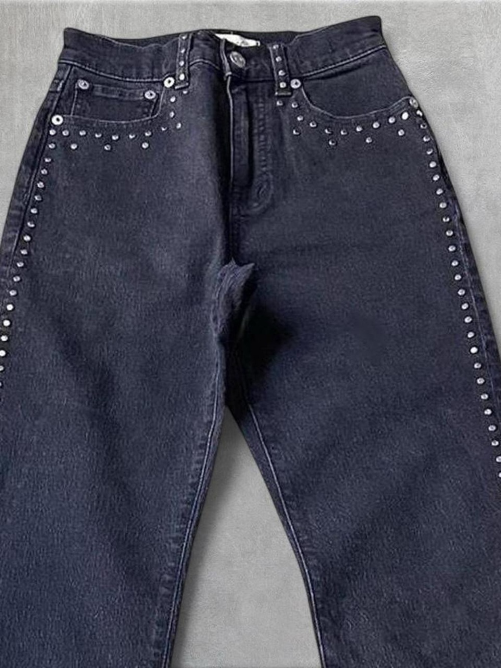 Madewell 90’s straight leg black jean with silver rivets studs
